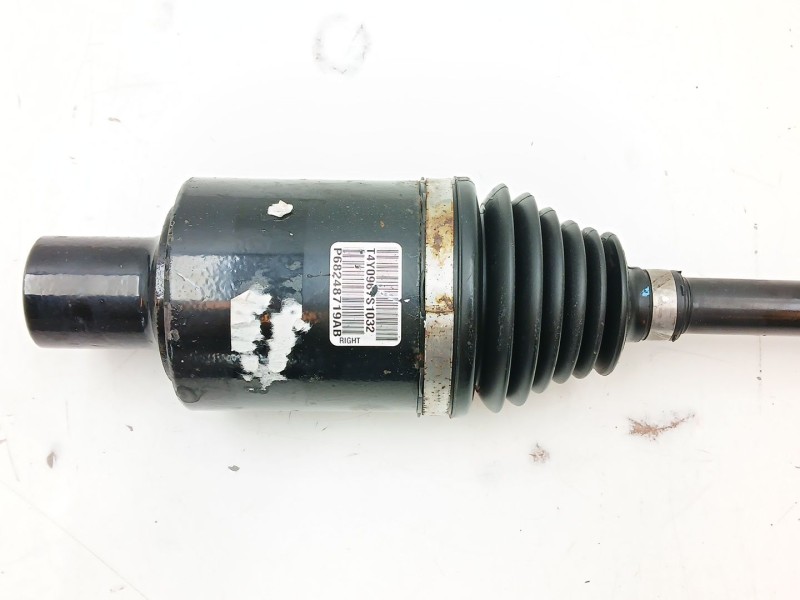 Recambio de transmision trasera derecha para jeep cherokee (kl) 2.2 crd 4x4 referencia OEM IAM P68248719AB  