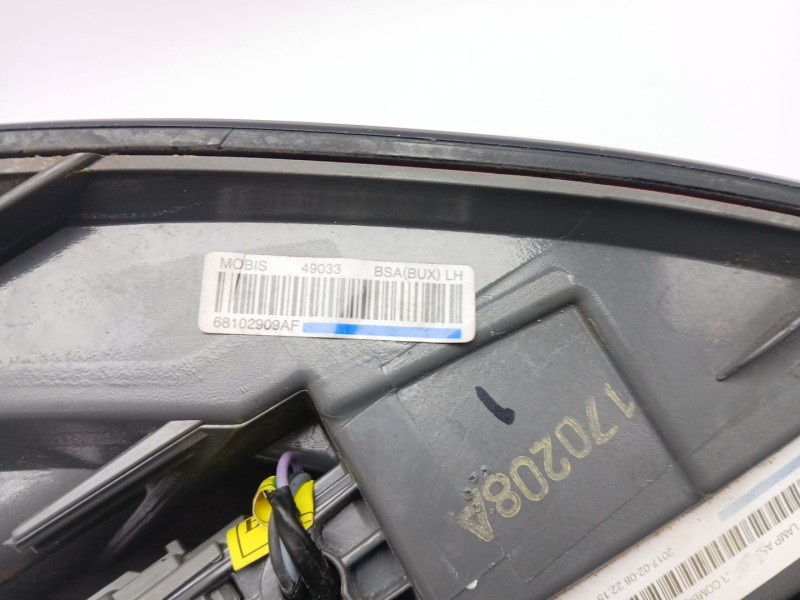 Recambio de piloto trasero izquierdo para jeep cherokee (kl) 2.2 crd 4x4 referencia OEM IAM 68102909AF  