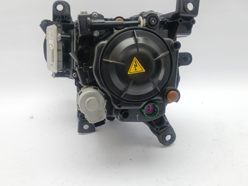 Recambio de faro derecho para jeep cherokee (kl) 2.2 crd 4x4 referencia OEM IAM 68102856AI  