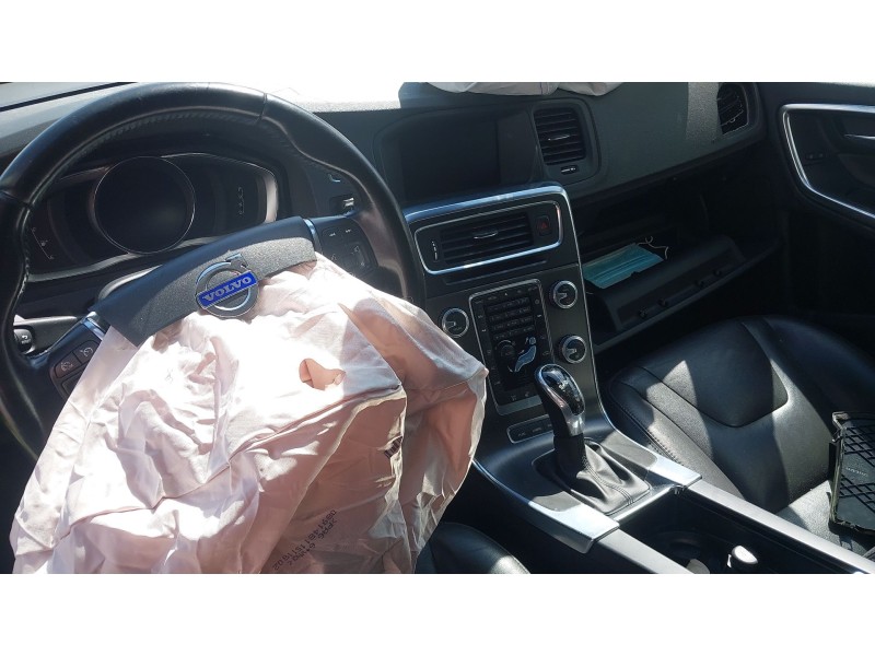 volvo v60 i cross country (157) del año 2015