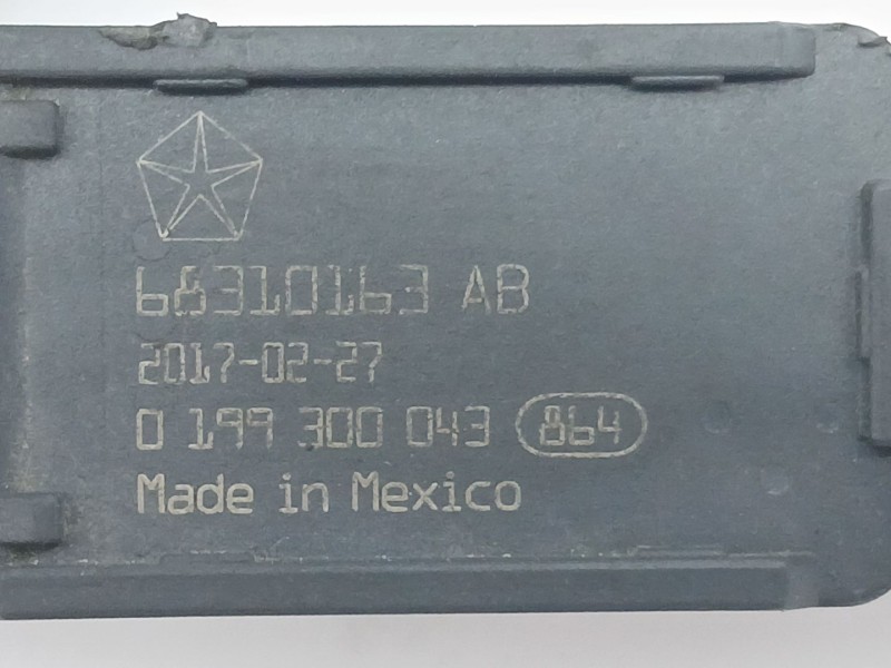 Recambio de modulo electronico para jeep cherokee (kl) 2.2 crd 4x4 referencia OEM IAM 68310163AB  0199300043
