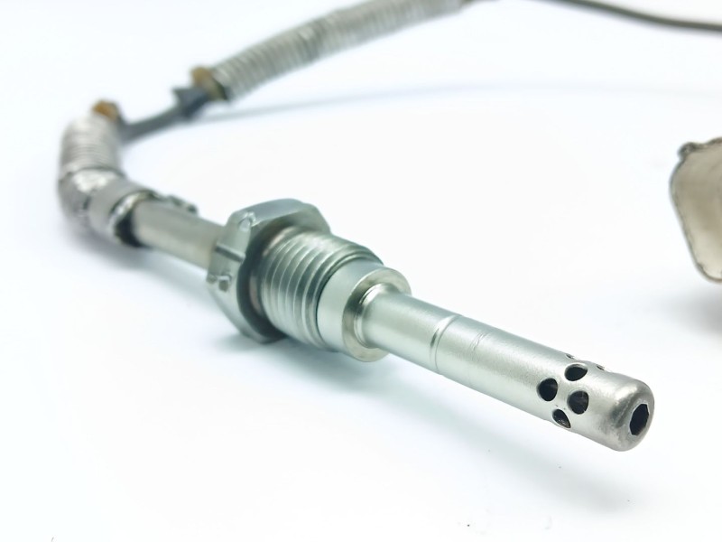 Recambio de sonda lambda para jeep cherokee (kl) 2.2 crd 4x4 referencia OEM IAM 68228514AC  