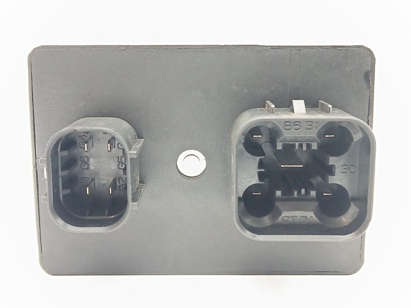 Recambio de caja precalentamiento para jeep cherokee (kl) 2.2 crd 4x4 referencia OEM IAM 68079153AA  0281003060