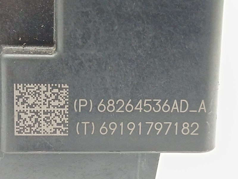 Recambio de caja reles / fusibles para jeep cherokee (kl) 2.2 crd 4x4 referencia OEM IAM 68264536AD  