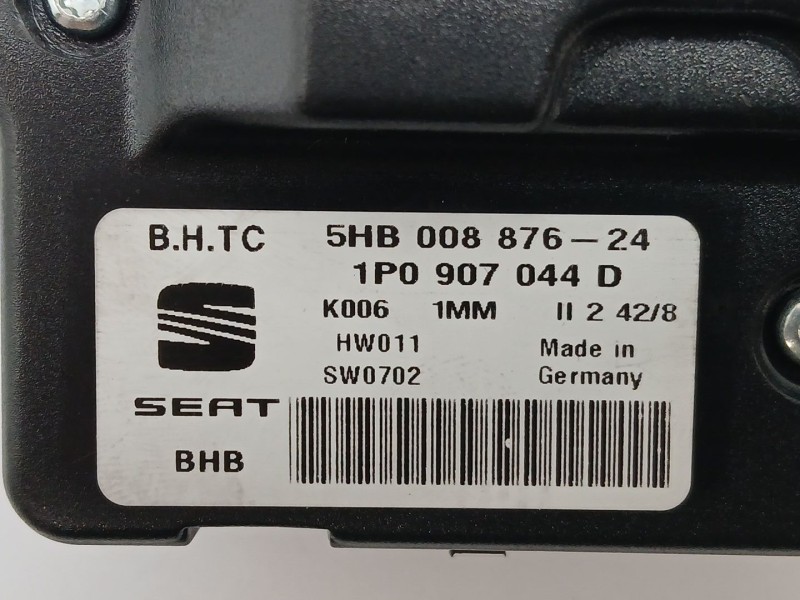 Recambio de mando climatizador para seat leon (1p1) 1.9 tdi referencia OEM IAM 1P0907044D  5HB00887624