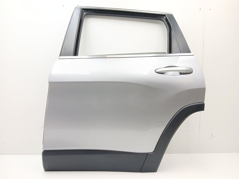 Recambio de puerta trasera izquierda para jeep cherokee (kl) 2.2 crd 4x4 referencia OEM IAM 68110161AD  
