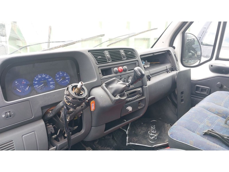 peugeot boxer furgoneta (230l) del año 2000