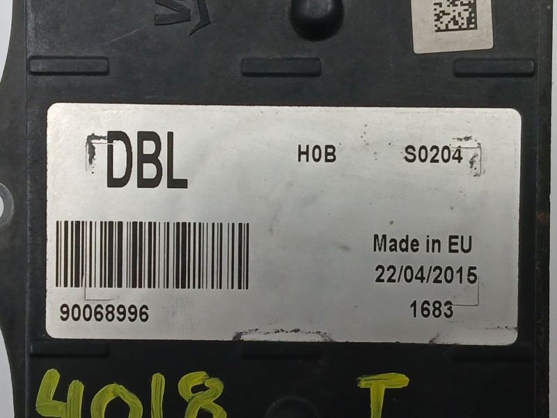 Recambio de centralita faros xenon para volvo v60 i cross country (157) d4 polestar awd referencia OEM IAM 90068996  