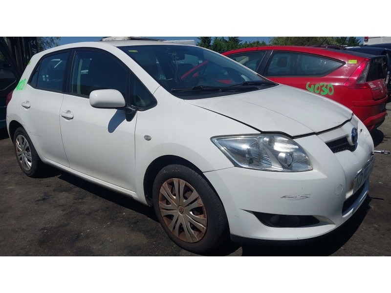 toyota auris (_e15_) del año 2007