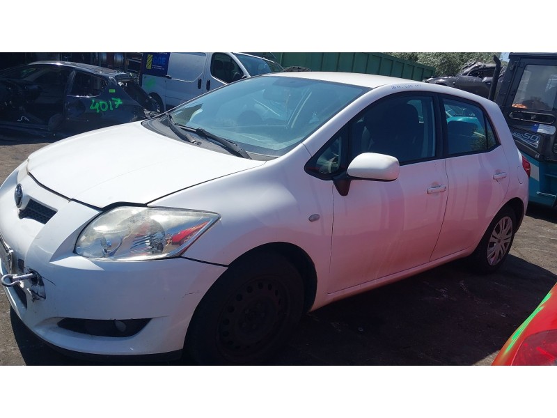 toyota auris (_e15_) del año 2007