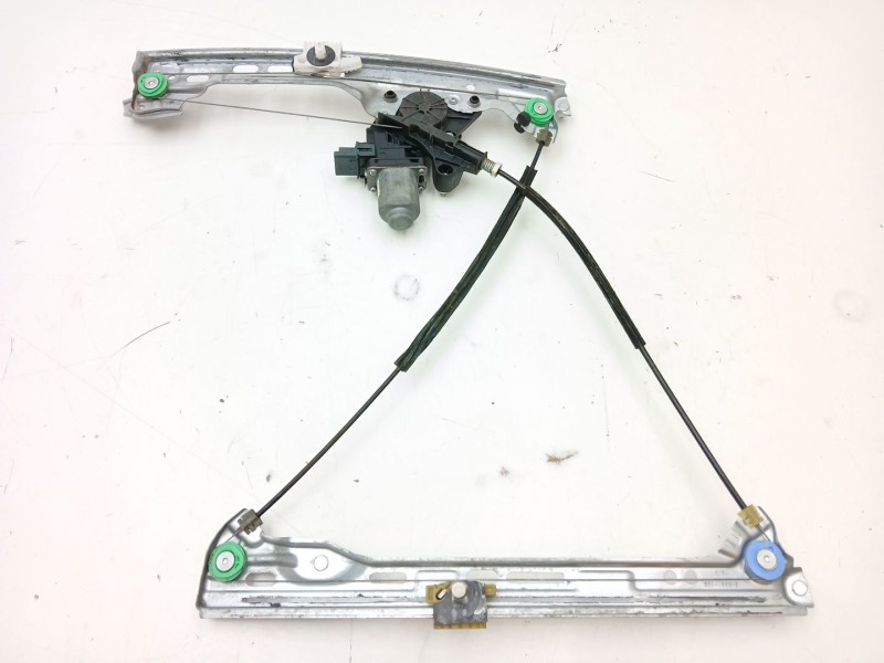 Recambio de elevalunas delantero izquierdo para renault megane iv hatchback (b9a/m/n_) 1.5 dci 90 (b9a1) referencia OEM IAM 8072