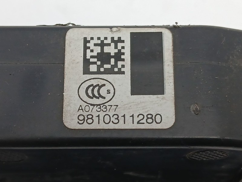 Recambio de cerradura puerta trasera izquierda para citroën c4 grand picasso ii (da_, de_) 2.0 bluehdi 150 referencia OEM IAM 98