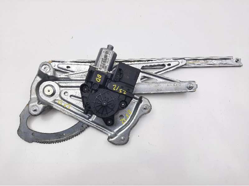 Recambio de elevalunas delantero derecho para renault megane iii berlina 5 p limited referencia OEM IAM 807301396R 910851102 966