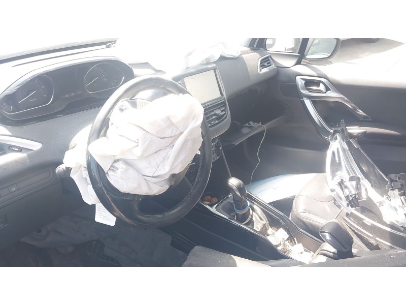 peugeot 2008 i (cu_) del año 2015