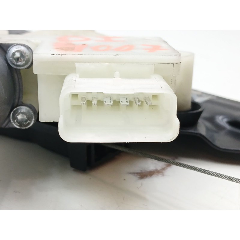 Recambio de elevalunas delantero izquierdo para citroën c4 grand picasso ii (da_, de_) 2.0 bluehdi 150 referencia OEM IAM 967592