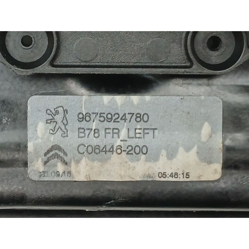 Recambio de elevalunas delantero izquierdo para citroën c4 grand picasso ii (da_, de_) 2.0 bluehdi 150 referencia OEM IAM 967592