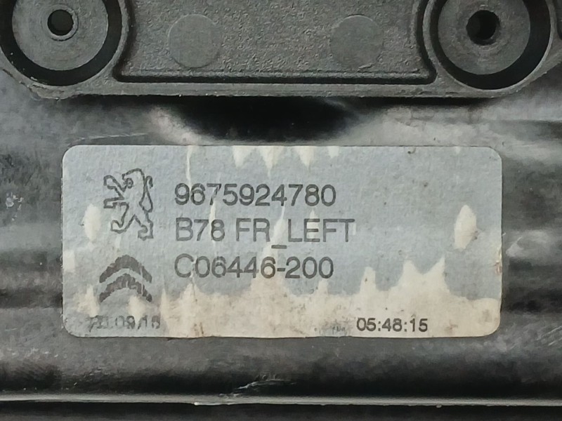 Recambio de elevalunas delantero izquierdo para citroën c4 grand picasso ii (da_, de_) 2.0 bluehdi 150 referencia OEM IAM 967592