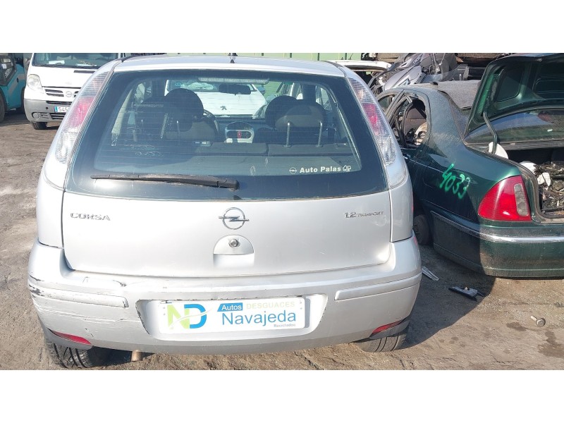 opel corsa c (x01) del año 2005