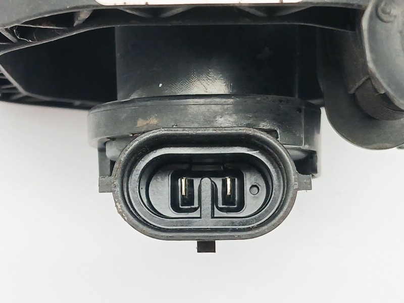 Recambio de faro antiniebla derecho para dacia sandero ii 1.5 dci referencia OEM IAM 261500097R  89208691