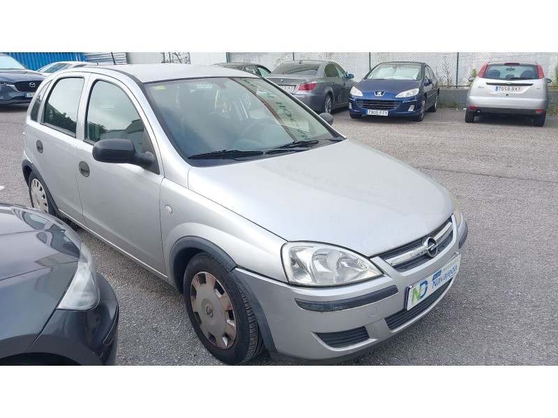 opel corsa c (x01) del año 2004