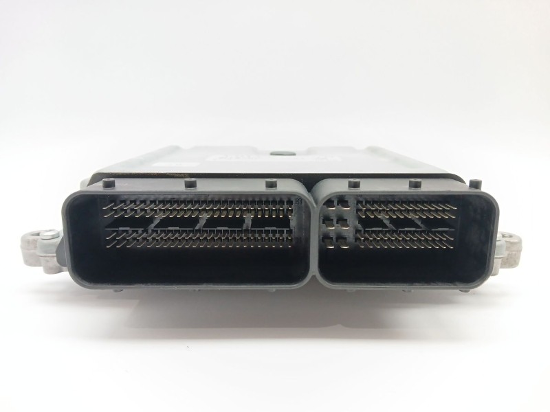 Recambio de centralita motor uce para volvo v60 i cross country (157) d4 polestar awd referencia OEM IAM 31392983  0281030914