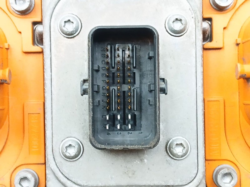 Recambio de convertidor hibrido para volvo v60 i cross country (157) d4 polestar awd referencia OEM IAM 30659942  