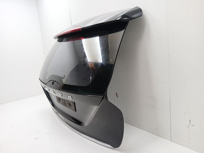 Recambio de porton trasero para volvo v60 i cross country (157) d4 polestar awd referencia OEM IAM 31457729  
