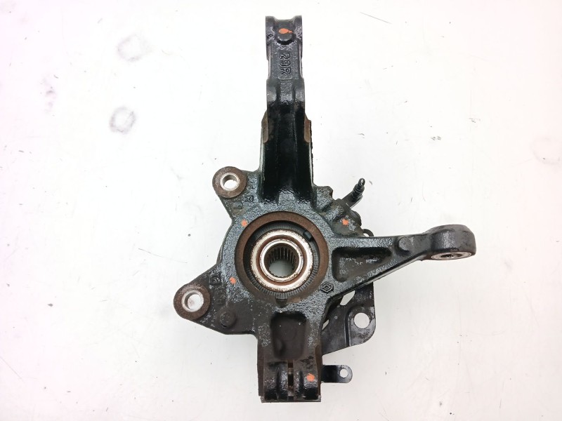 Recambio de mangueta delantera derecha para renault clio iv (bh_) 1.2 16v referencia OEM IAM 400145894R  