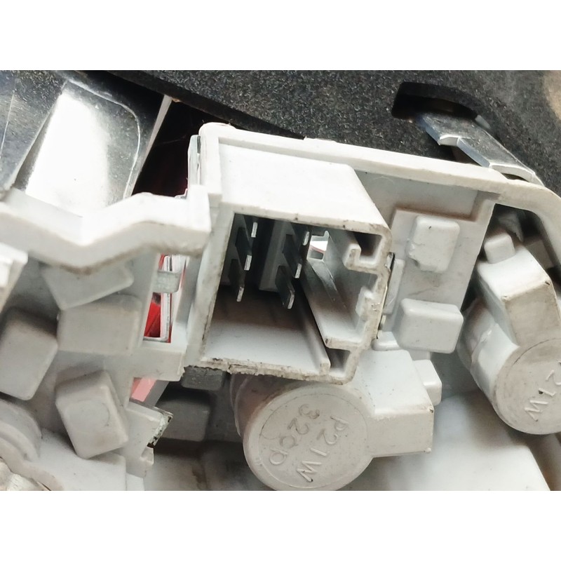 Recambio de piloto trasero izquierdo para volvo v60 i cross country (157) d4 polestar awd referencia OEM IAM 31395928  