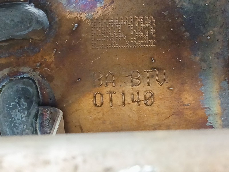 Recambio de catalizador para toyota c-hr (_x1_) 1.8 hybrid (zyx10_, zyx11_) referencia OEM IAM 0T140  