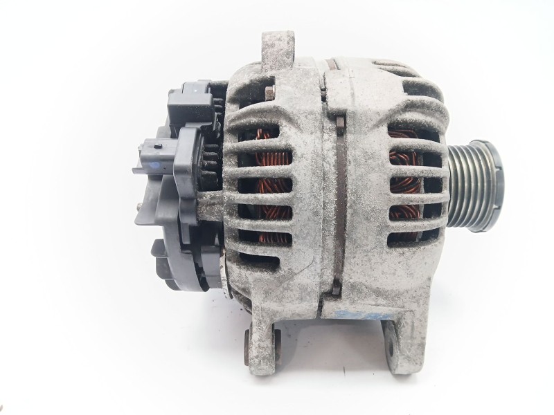 Recambio de alternador para nissan interstar furgoneta (x70) dci 120 referencia OEM IAM 8200660022A  