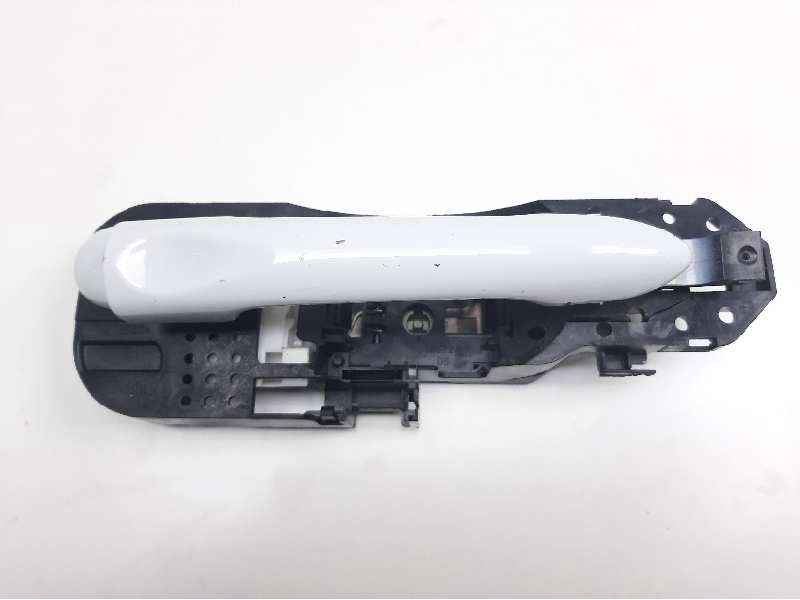 Recambio de maneta exterior delantera derecha para renault megane iii berlina 5 p limited referencia OEM IAM 806060041R  