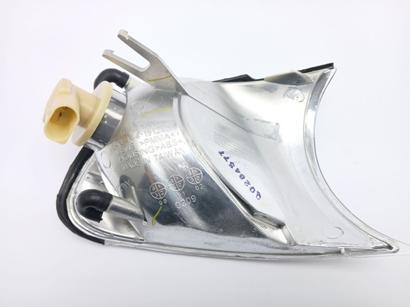 Recambio de piloto delantero derecho para bmw 3 coupé (e46) 320 ci referencia OEM IAM 63136919651  