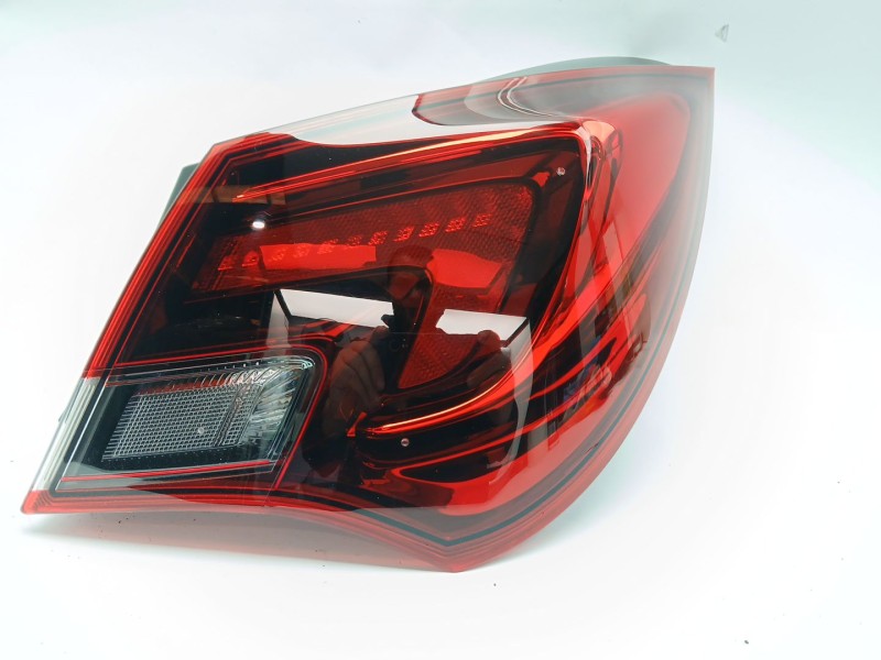 Recambio de piloto trasero derecho para opel astra k (b16) 1.6 turbo (68) referencia OEM IAM 13281879  