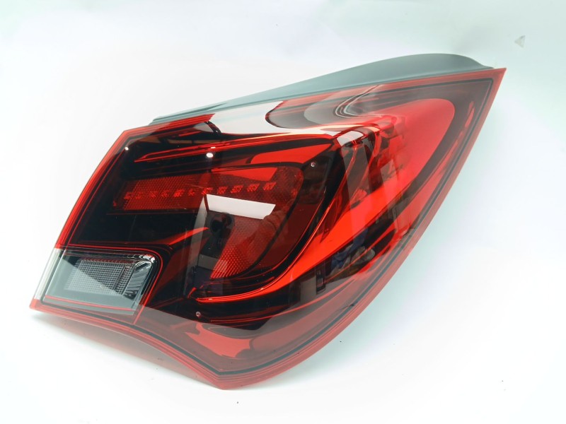 Recambio de piloto trasero derecho para opel astra k (b16) 1.6 turbo (68) referencia OEM IAM 13281879  