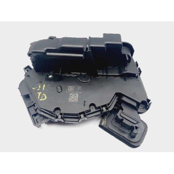 CERRADURA PUERTA TRASERA DERECHA 5TA839016E 