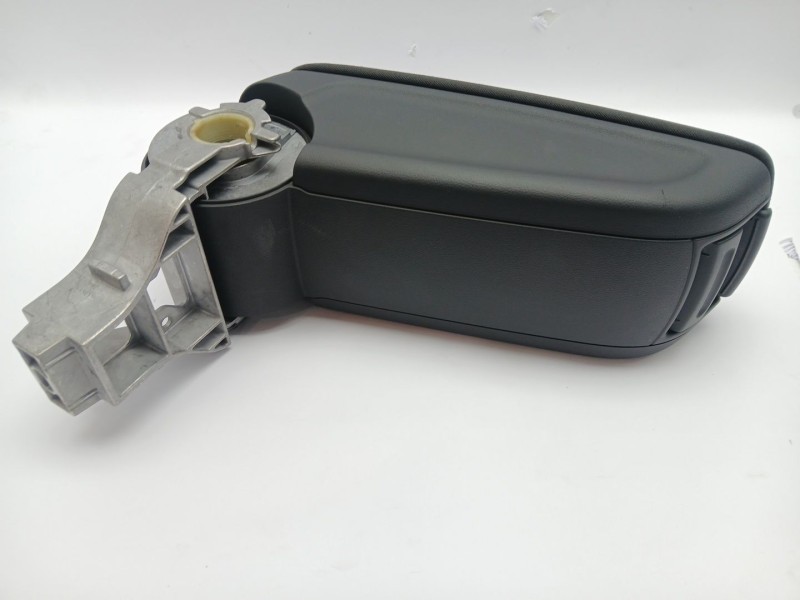 Recambio de apoyabrazos central para audi a1 sportback (8xf) 1.0 tfsi referencia OEM IAM 8X08642076PS  