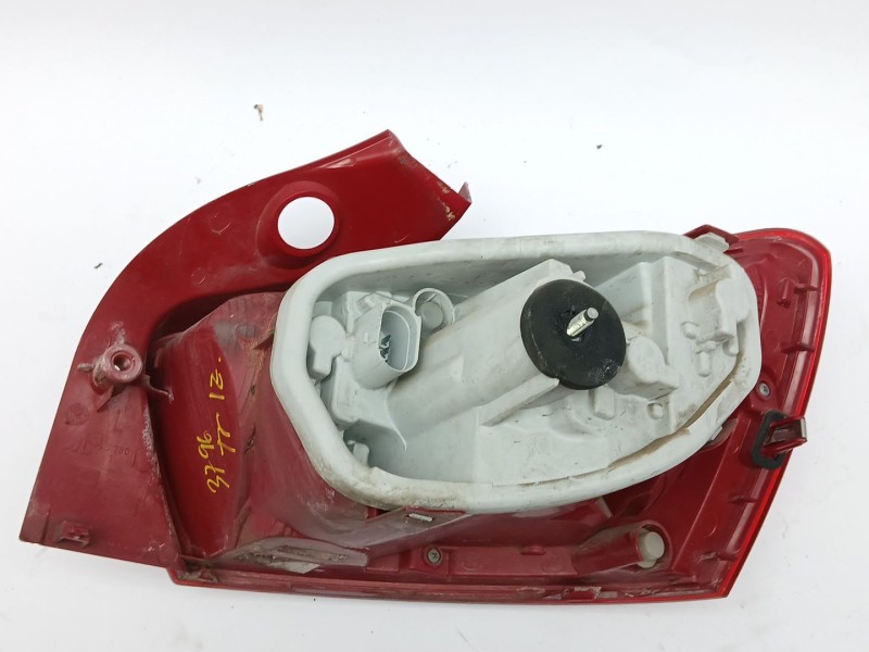 Recambio de piloto trasero izquierdo para seat ibiza iv (6j5, 6p1) 1.4 referencia OEM IAM 6J4945095C  