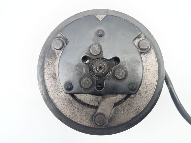 Recambio de compresor aire acondicionado para ford fiesta (cb1) titanium referencia OEM IAM 8V5119D629DF  