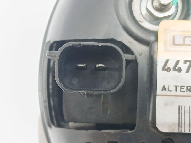 Recambio de alternador para chrysler voyager iv (rg, rs) 2.5 crd referencia OEM IAM 447102  