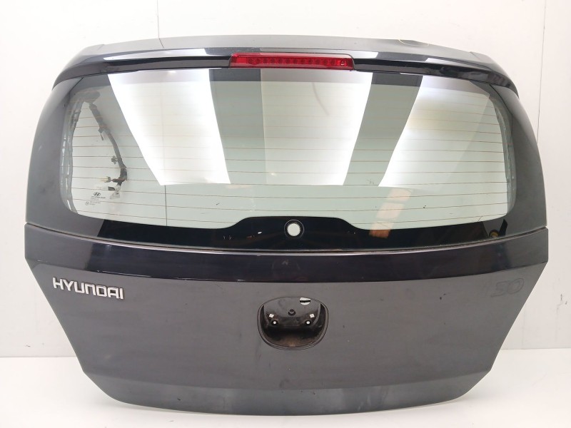 Recambio de porton trasero para hyundai i30 classic referencia OEM IAM 73700 2R010  