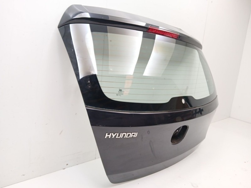Recambio de porton trasero para hyundai i30 classic referencia OEM IAM 73700 2R010  