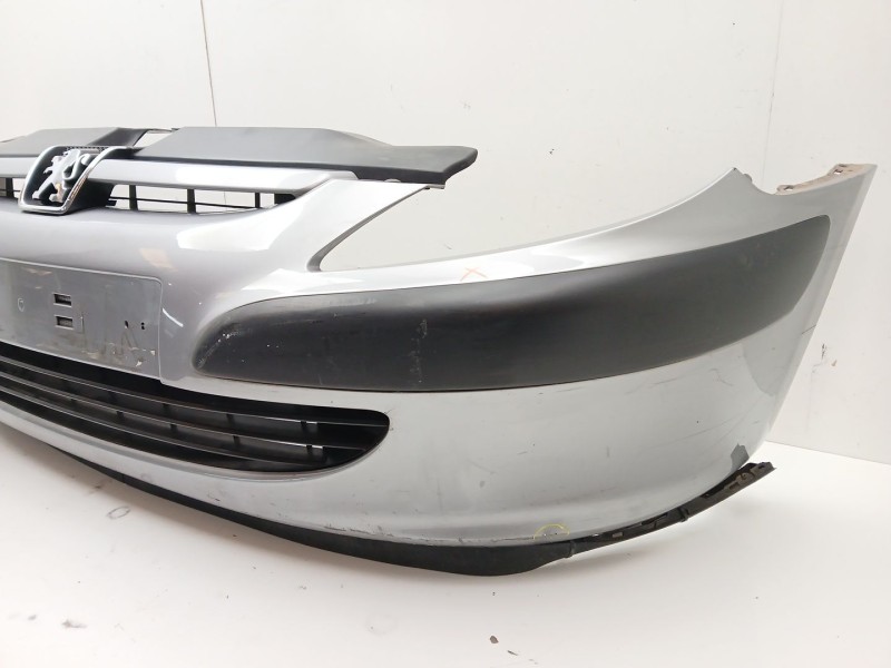 Recambio de paragolpes delantero para peugeot 307 (3a/c) 2.0 hdi 90 referencia OEM IAM 9643067477  