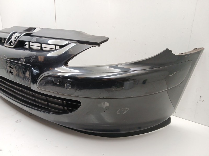 Recambio de paragolpes delantero para peugeot 307 sw (3h) 2.0 hdi 110 referencia OEM IAM 9643067477  