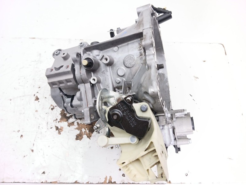 Recambio de caja cambios para peugeot 2008 i (cu_) 1.6 bluehdi 100 referencia OEM IAM 20ET32  