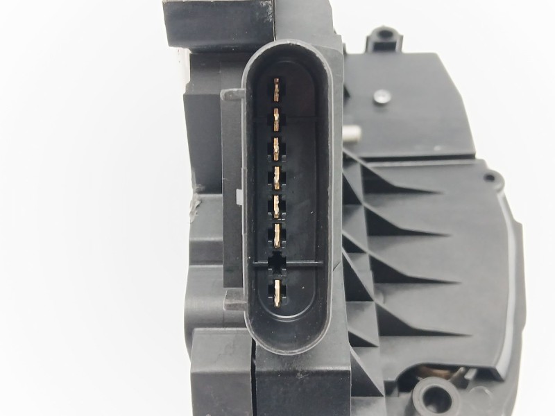 Recambio de cerradura puerta trasera izquierda para volvo v60 i cross country (157) d4 polestar awd referencia OEM IAM 31301743 