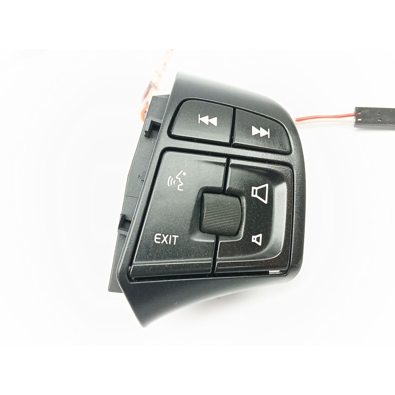 Recambio de mando volante para volvo v60 i cross country (157) d4 polestar awd referencia OEM IAM 31334457  31334463