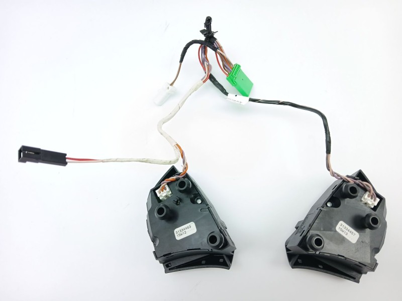 Recambio de mando volante para volvo v60 i cross country (157) d4 polestar awd referencia OEM IAM 31334457  31334463