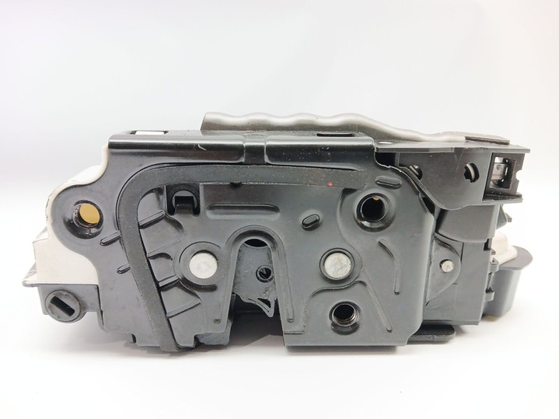 Recambio de cerradura puerta delantera derecha para volkswagen polo (6r1) advance referencia OEM IAM 5K1837016D  