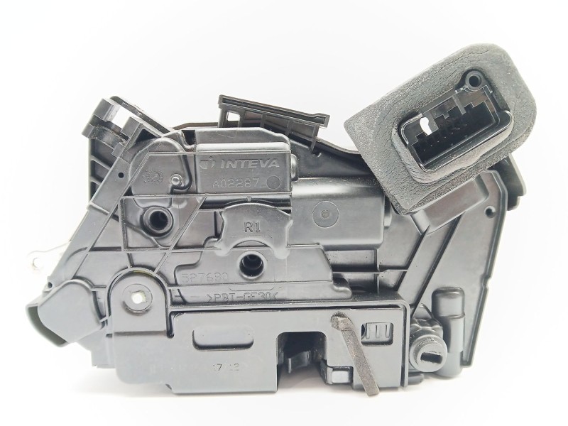 Recambio de cerradura puerta trasera derecha para volkswagen polo (6r1) advance referencia OEM IAM 6R4839016  